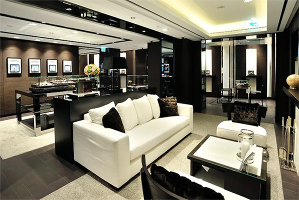 福建厦门万国专修店在哪里